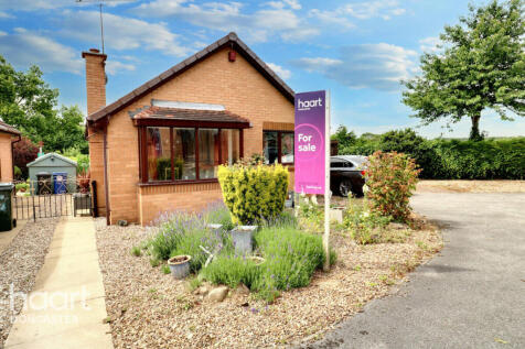 Ash Dale Road, Warmsworth, Doncaster 3 bed detached bungalow for sale
