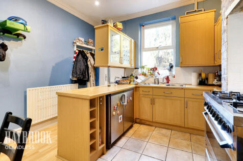 Myrtle Road, Sheffield 2 bed terraced house for sale