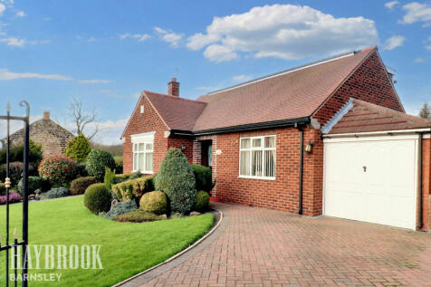 3 bedroom detached bungalow for sale