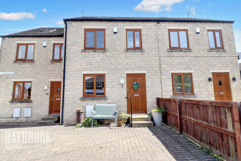 3 bedroom town house for sale