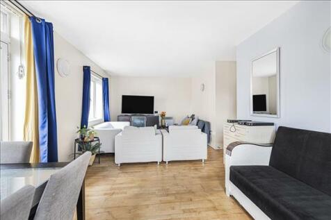 Peckham Grove, London, SE15 2 bed apartment for sale