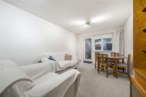 Field Court, 3 Wellington Road... 1 bed apartment for sale