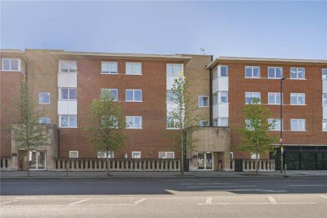 328 Kingston Road, London, SW20 1 bed apartment for sale