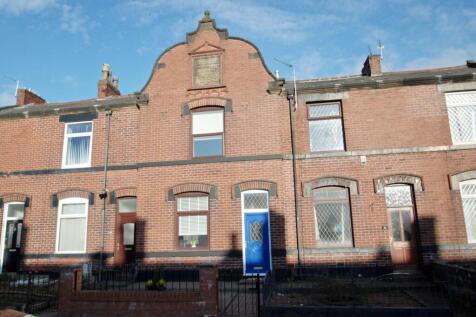 Walmersley Road, Bury BL9 2 bed terraced house for sale
