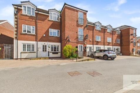 Victoria Court, Bury BL8 2 bed flat for sale