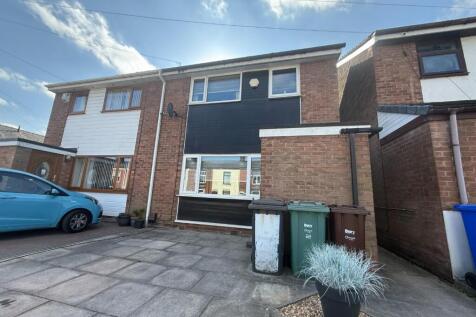 Brown Street, Manchester M26 3 bed semi