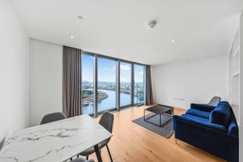 Studio flat for sale