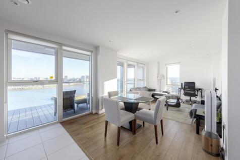 15 Bessemer Place London SE10 2 bed apartment for sale