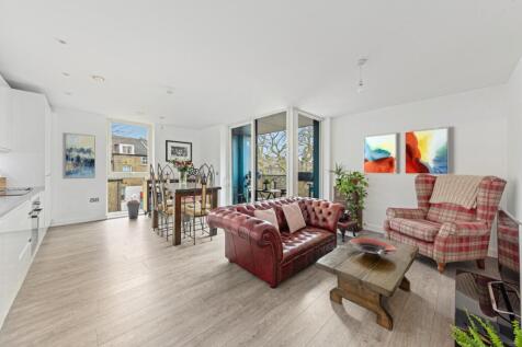 Batavia Road New Cross SE14 2 bed apartment for sale