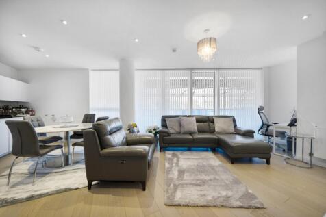 River Gardens Walk Greenwich SE10 2 bed apartment for sale