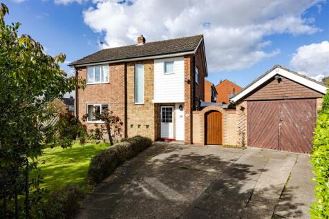 The Dales, Scunthorpe 3 bed detached house for sale
