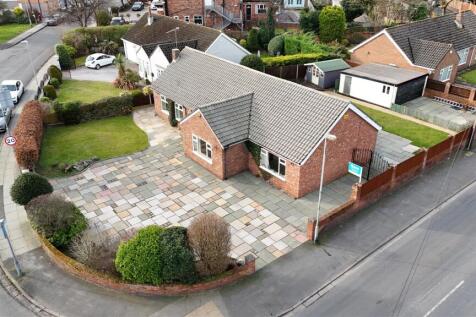 3 bedroom detached bungalow for sale