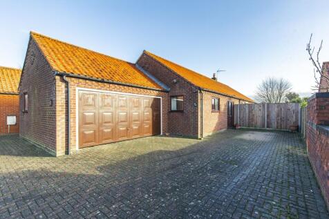 Hempton, Fakenham 3 bed detached bungalow for sale