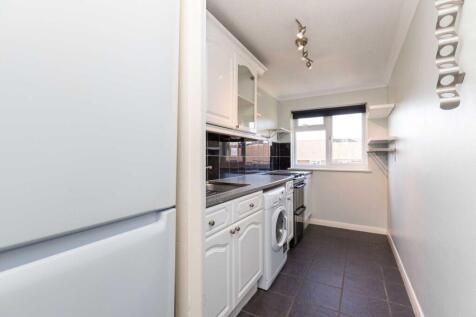 1 bedroom maisonette for sale