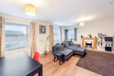 Bridge Street, Dollar, FK14 4 bed apartment for sale