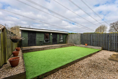 Seafield Crescent, Cumbernauld, G68 3 bed semi