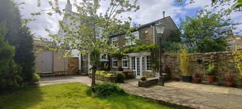 4 bedroom semi-detached house for sale