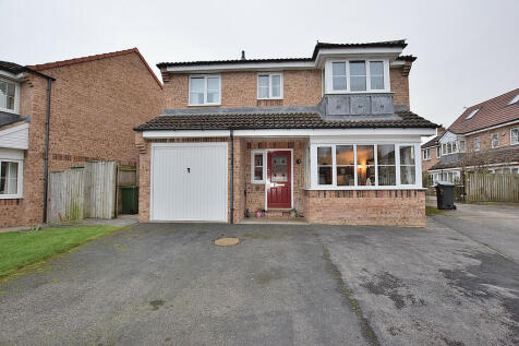 St. Paulinus Crescent, Catterick 4 bed detached house for sale