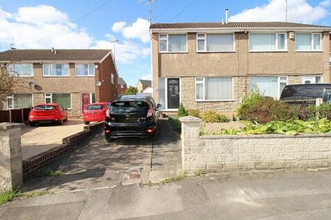Sheffield Lane, Catcliffe, Rotherham 3 bed semi
