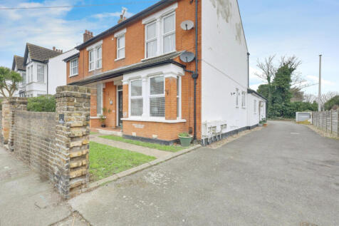 St. Andrews Road, Southend