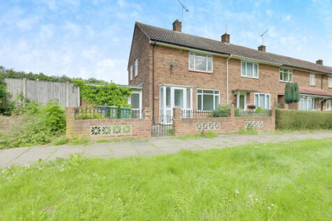 2 bedroom end of terrace house for sale