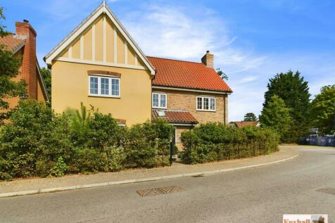 6 bedroom detached house for sale