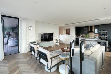 3 bedroom flat for sale