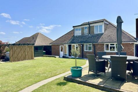 3 bedroom chalet for sale