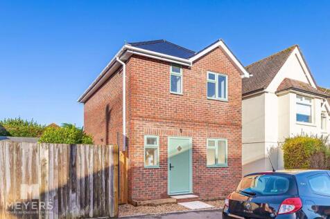 Old Priory Road, Southbourne, BH6 2 bed detached house for sale