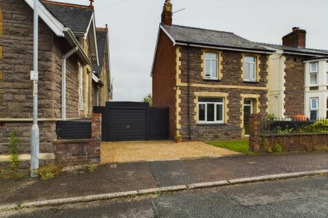 Park Street, Abergavenny, NP7 3 bed detached house for sale