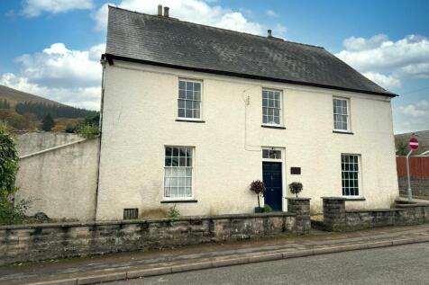 Merthyr Road, Govilon, NP7 5 bed detached house for sale