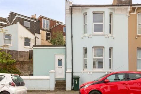 Brighton BN2 2 bed terraced house for sale