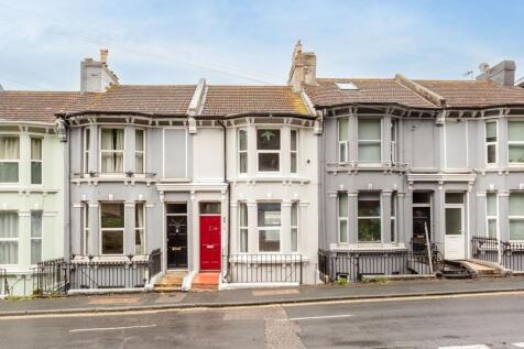 Brighton BN2 2 bed maisonette for sale