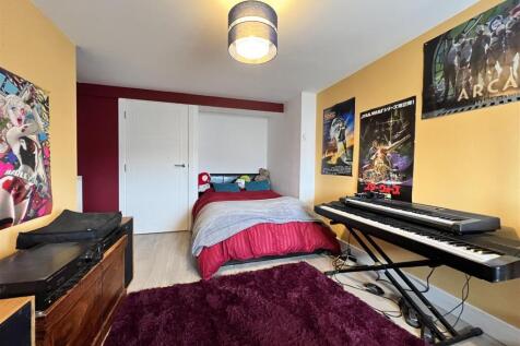 Burrell Road, Ipswich 3 bed duplex for sale