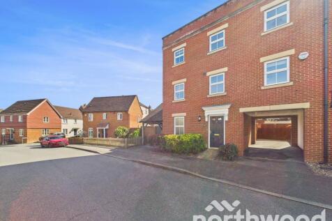 Imperial Way, Singleton, Ashford, TN23 4 bed townhouse for sale