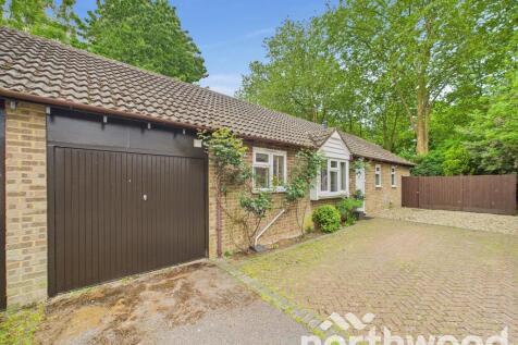 Homestead, Singleton, Ashford, TN23 3 bed bungalow for sale