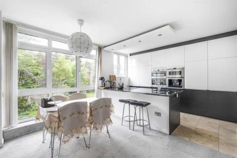 2 bedroom property for sale