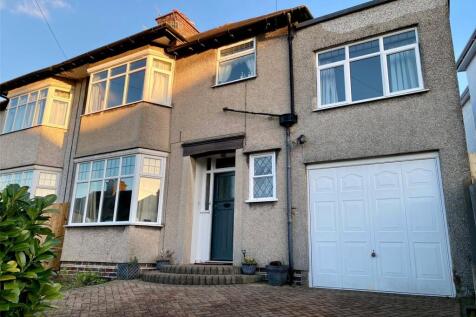 4 bedroom semi-detached house for sale