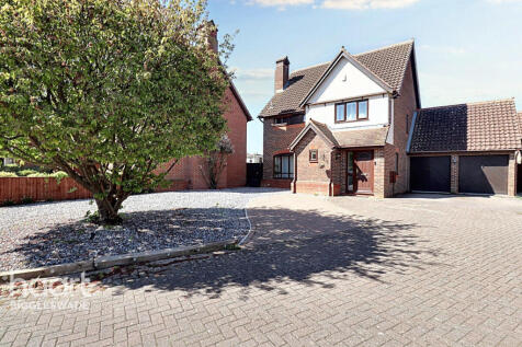 The Harriers, Sandy 4 bed detached house for sale