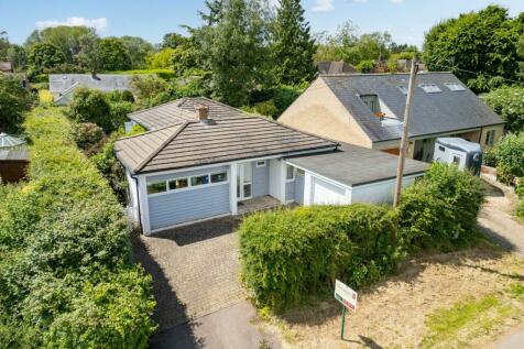 4 bedroom detached bungalow for sale