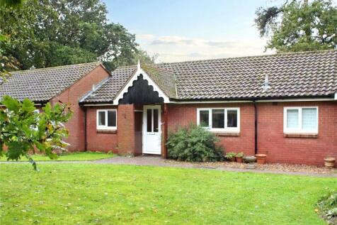 Lowestoft Road, Reydon, Southwold... 2 bed bungalow for sale
