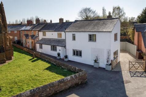 Church Road, Warwick CV35 3 bed house for sale