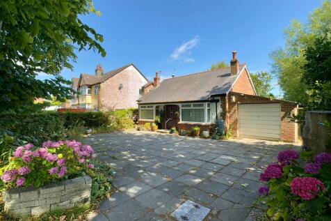 2 bedroom detached bungalow for sale