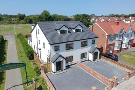 5 bedroom semi-detached house for sale