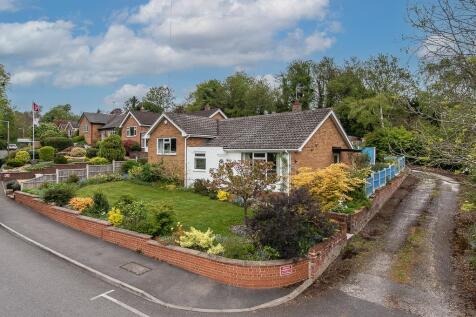 Padleys Lane, Burton Joyce, Nottingham 3 bed detached bungalow for sale