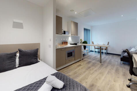 Studio flat for sale