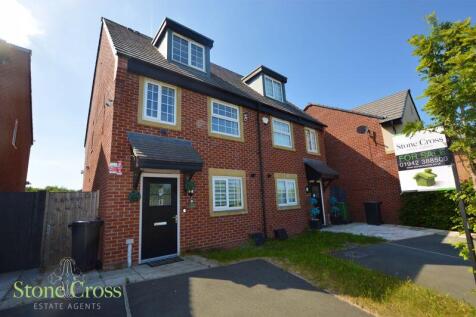 Tinsley Green Way, Leigh, WN7 4GE 3 bed semi