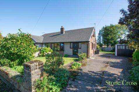 2 bedroom semi-detached bungalow for sale