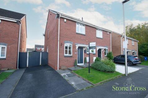 Crossfield Drive, Hindley Green WN2 4GH 2 bed semi