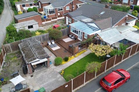 Prescott Avenue, Tyldesley M29 8WR 4 bed semi